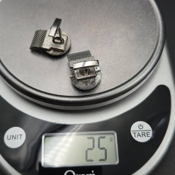 Carved Hematite Roman Soldier's Head Cameo Cuff Links Vintage B846 - Picture 6 of 6